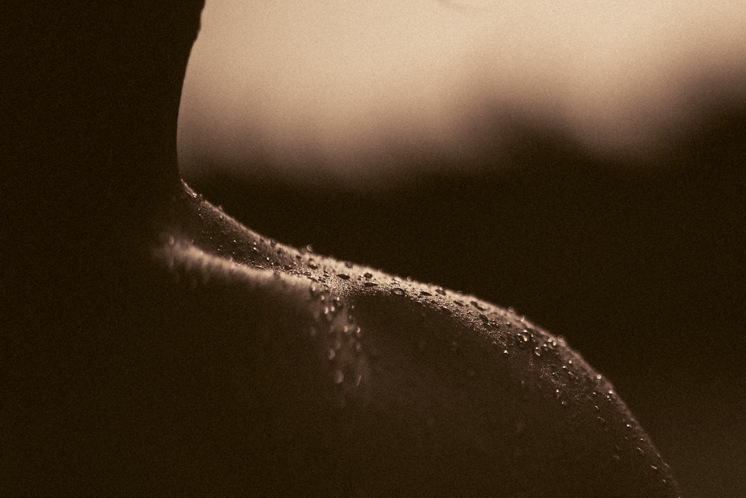 Blessure Nathan Aké: de impact op voetbal en herstel